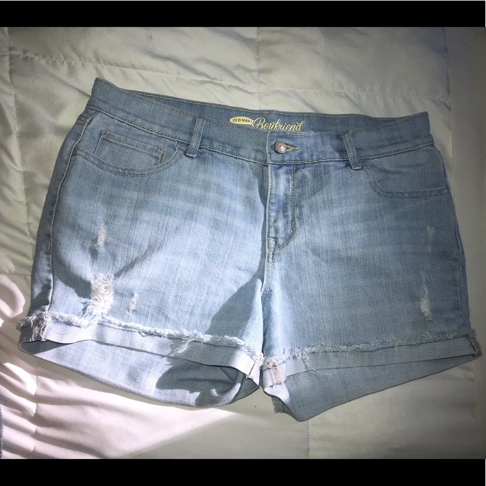 Old Navy Boyfriend Mid-Rise Cuffed Shorts